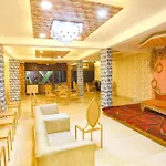 Fabhotel Under Bridge - Near Nizamuddin Railway Station
