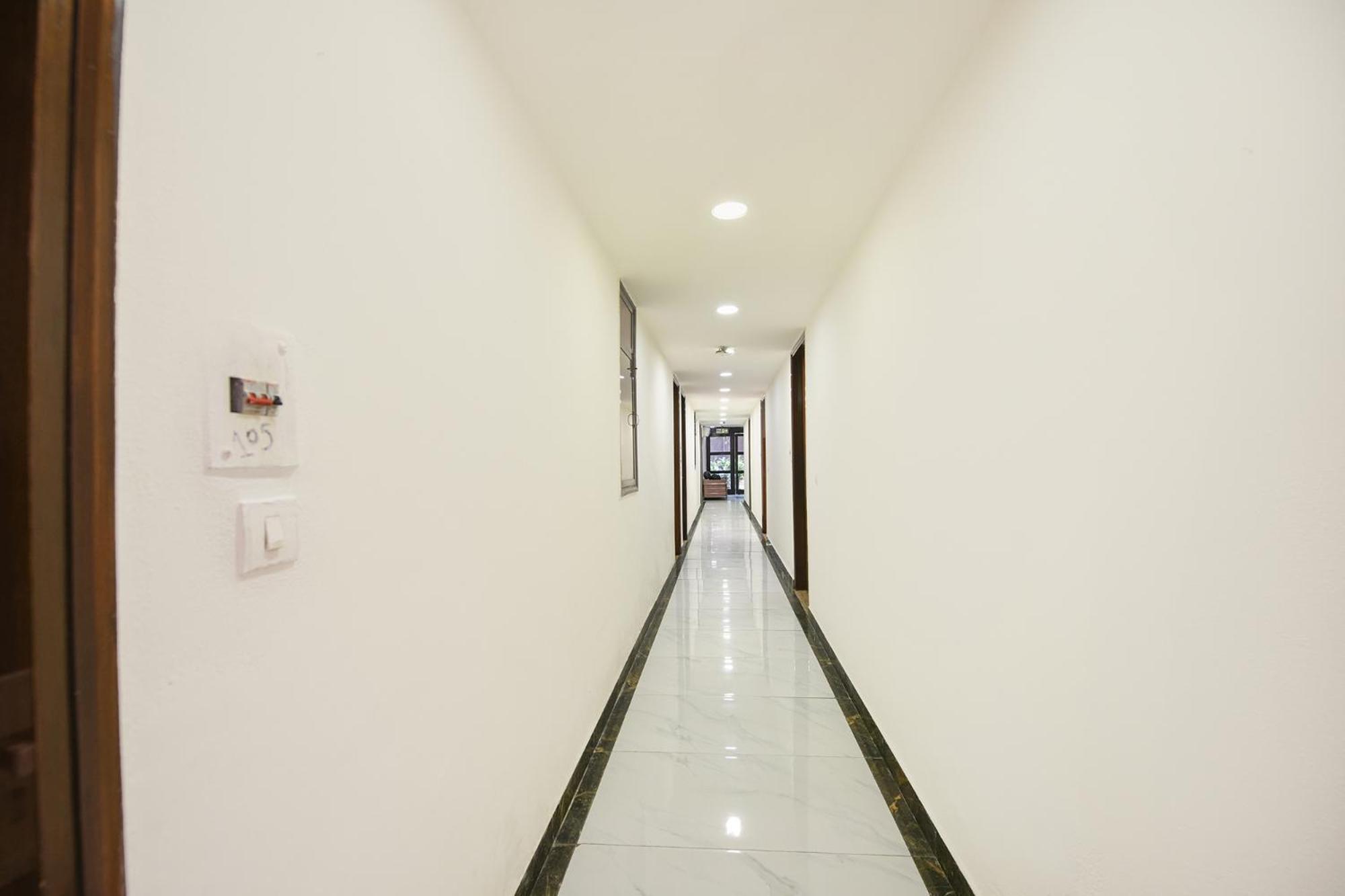Fabhotel Under Bridge Hotel New Delhi
