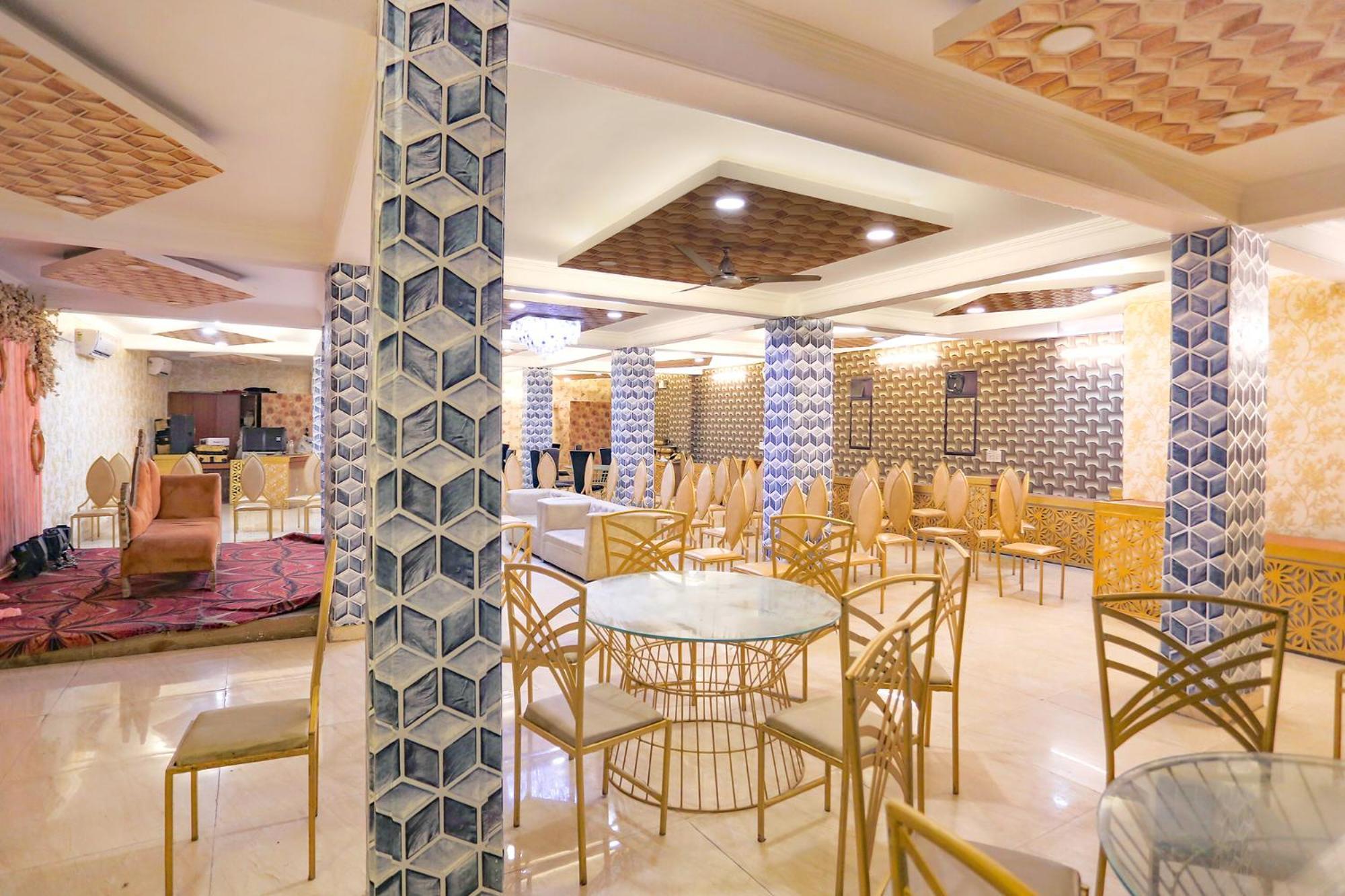 Fabhotel Under Bridge New Delhi
